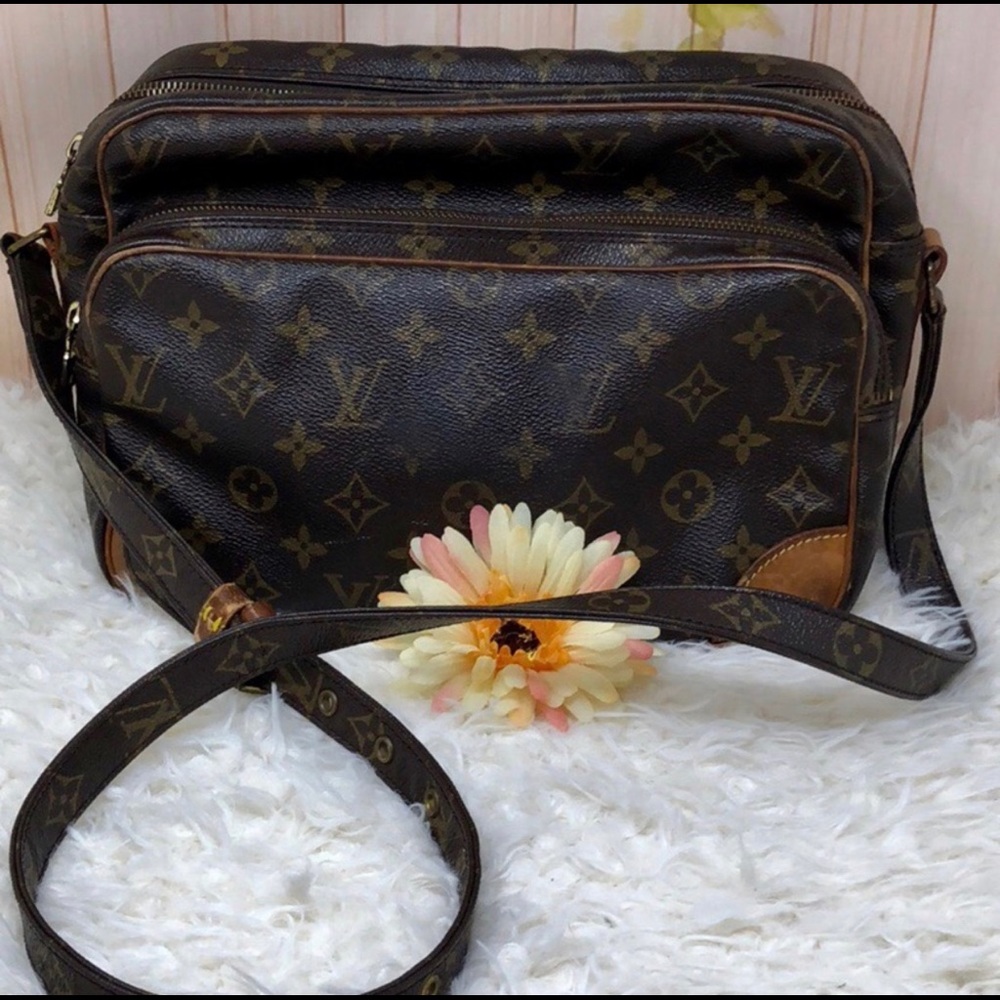 Louis Vuitton Nile Bag